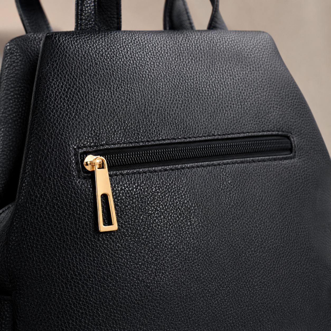 Paverra Urban Chic Black Edition